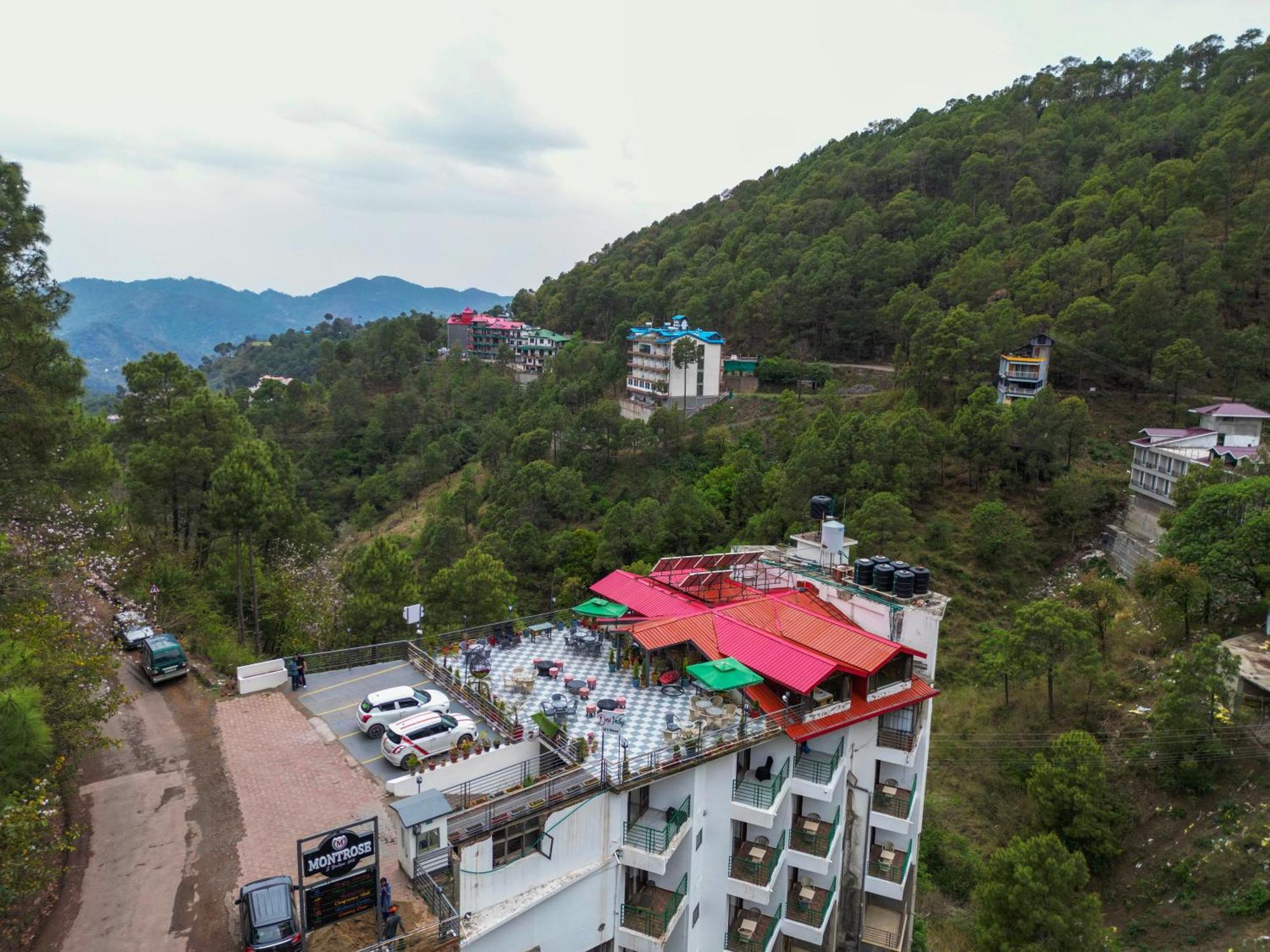 The Kasauli Walk Hotel Екстериор снимка
